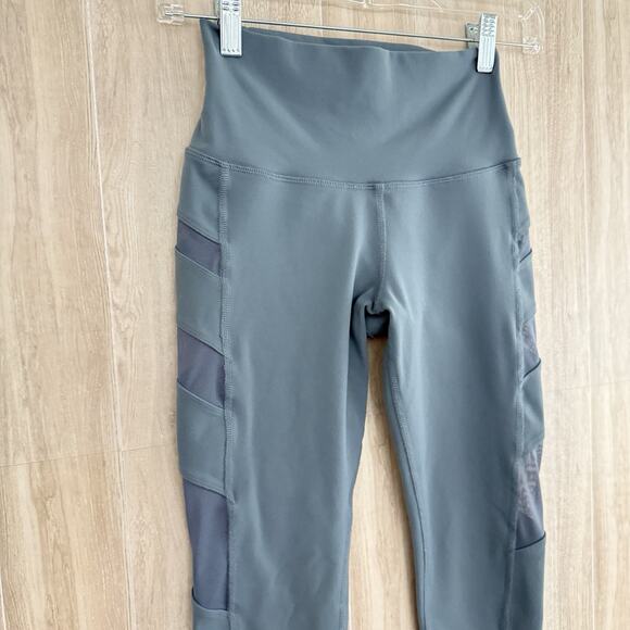 Alo Yoga Leggings Womens XS Runway Blue Grey Side Mesh Full Length Gym Workout - Picture 7 of 16
